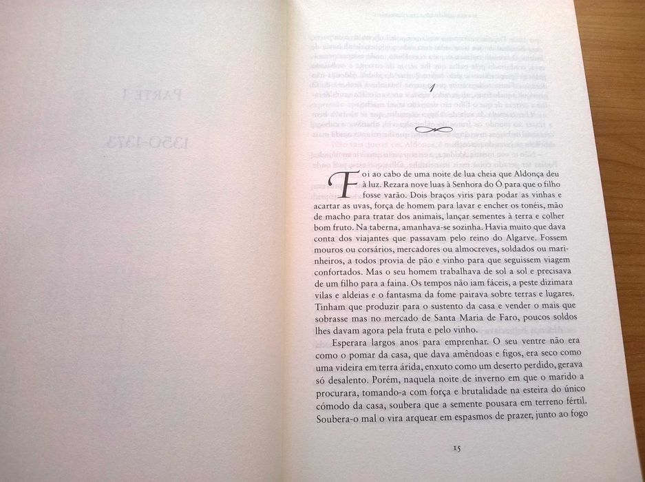 Padeira de Aljubarrota (1.ª ed. autograf.) - Maria João L de Carvalho