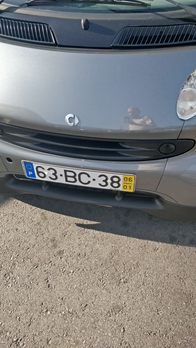 Smart a gasolina com fuga de óleo