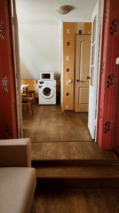 Сдам посут 1к кв . Закрытый двор.Есть зона барбекю. Свободна