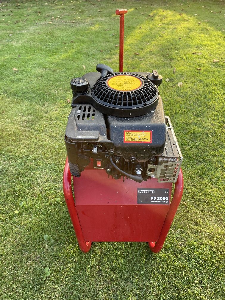Бензогенератор  Briggs & Stratton
