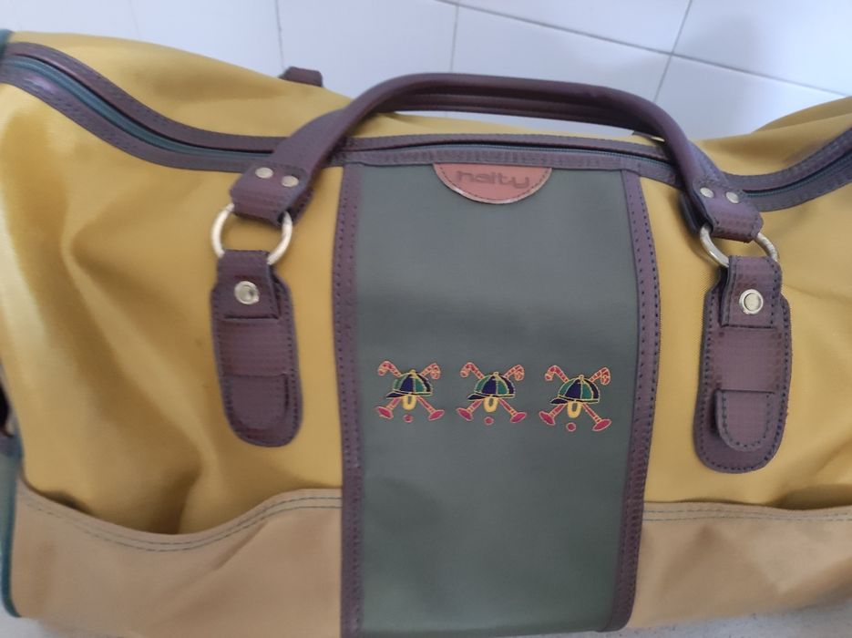 Conjunto de malas de viagem