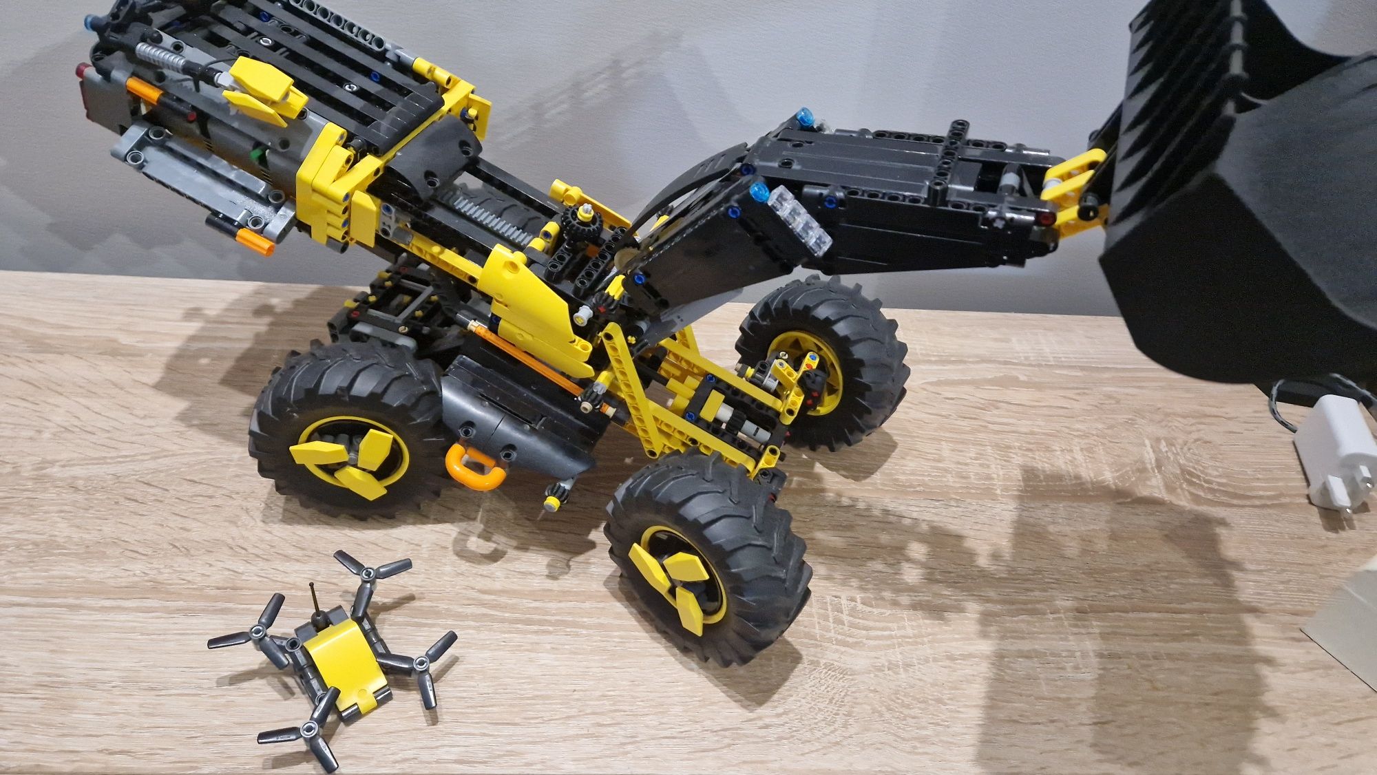 Okazja Lego technic 42081