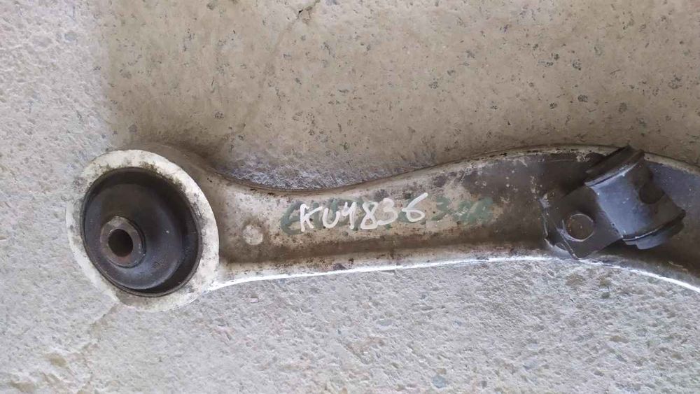 Mitsubishi Lancer X Evo 07- важіль підвіски зад L KU4836 4125A037