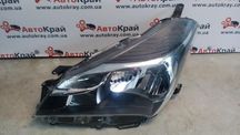 Фара передняя левая правая Тойота Ярис 2011-21 Toyota Yaris
