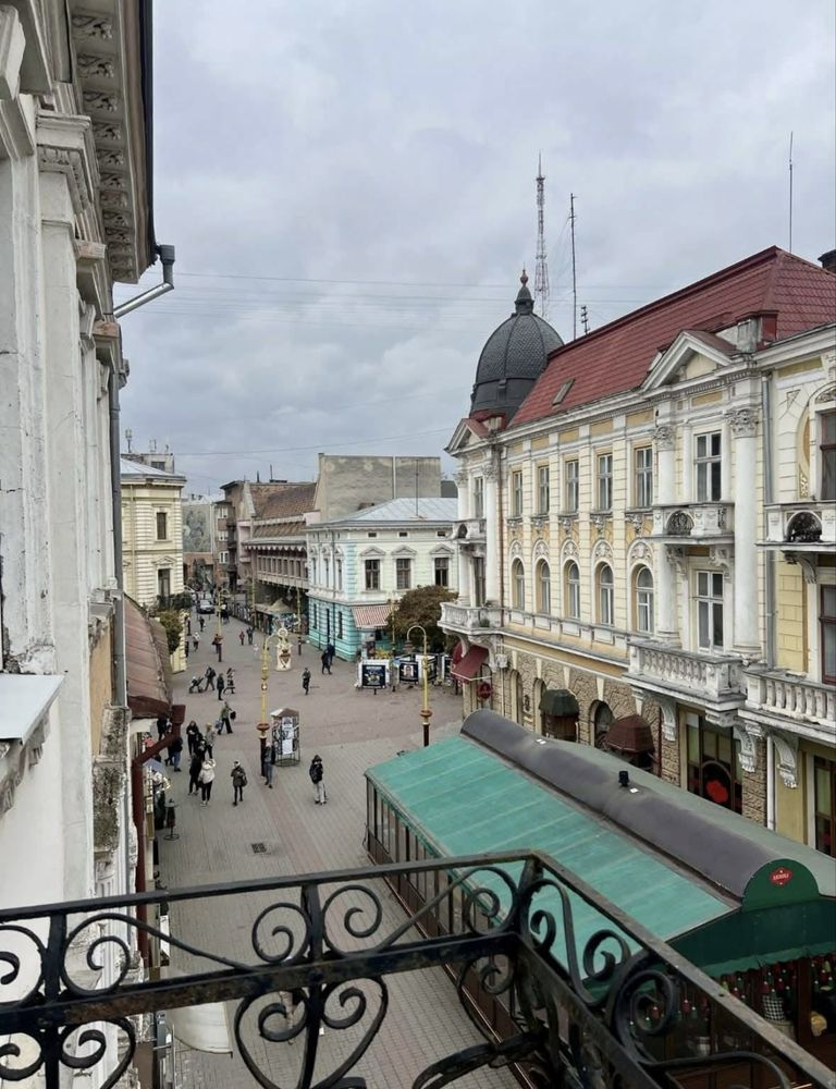 Продається 2-х кімнатна квартира в Австрійському люксі в центрі міста