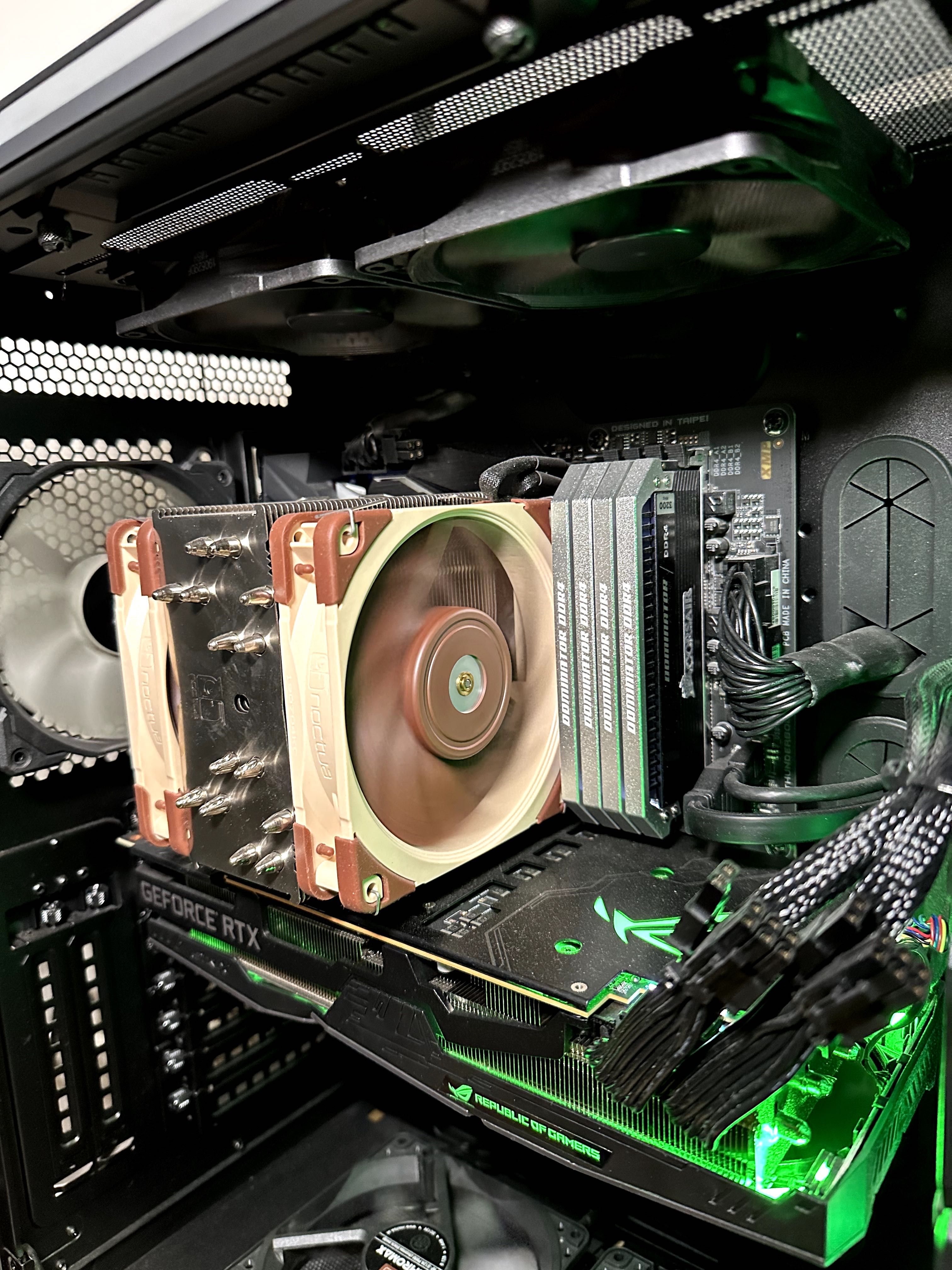 Komputer i9-9900k, RTX 2080 TI. RAM DDR4 64 Gb