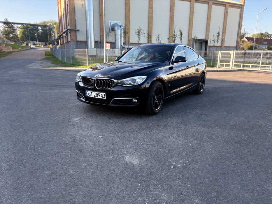 BMW 3GT BMW 325d Luxury Line • Automat • 2.0 Diesel • 2014 • 184 000 km