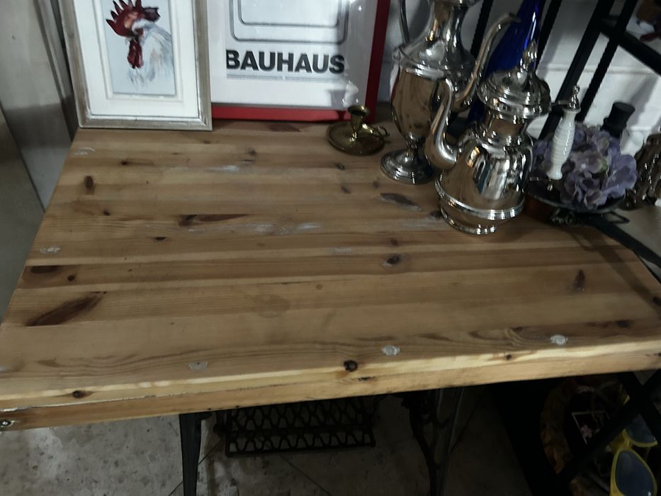 Stolik postument maszyna singer