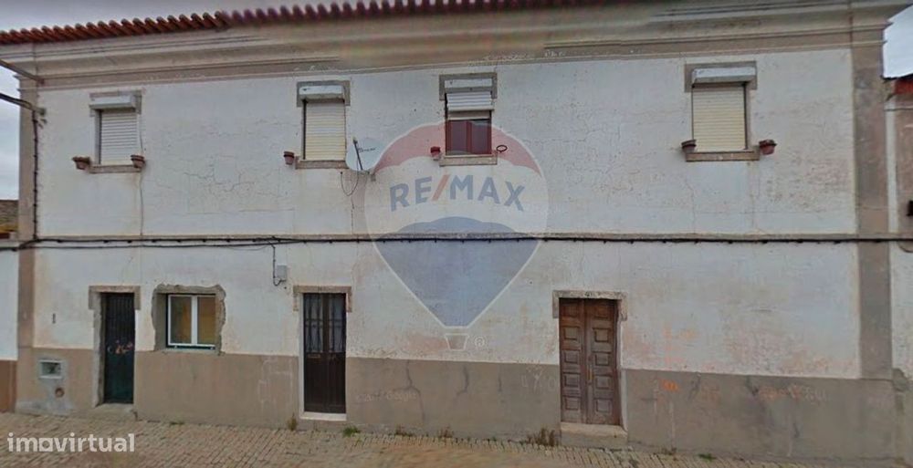 Moradia T4 para venda