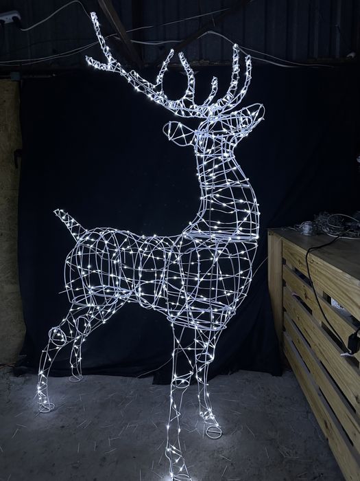 Магазин гірлянд та оленів у Дніпрі внутриняя и уличная гирлянда олень