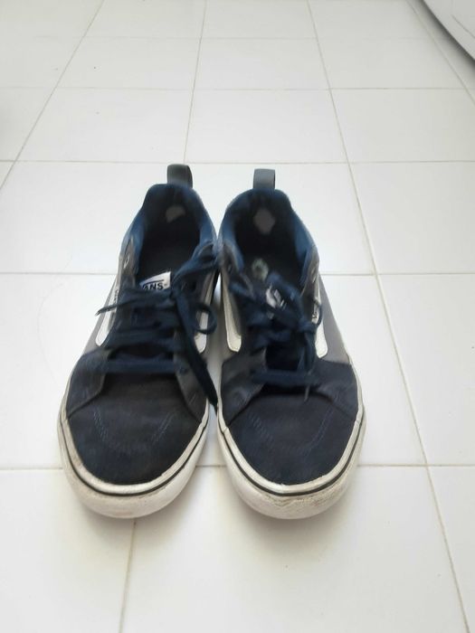 Tenis Vans modelo old school, azuis escuros n 40