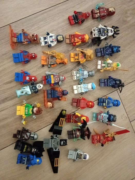 Oryginalne minifigirki LEGO ninjago,Marvel itd.