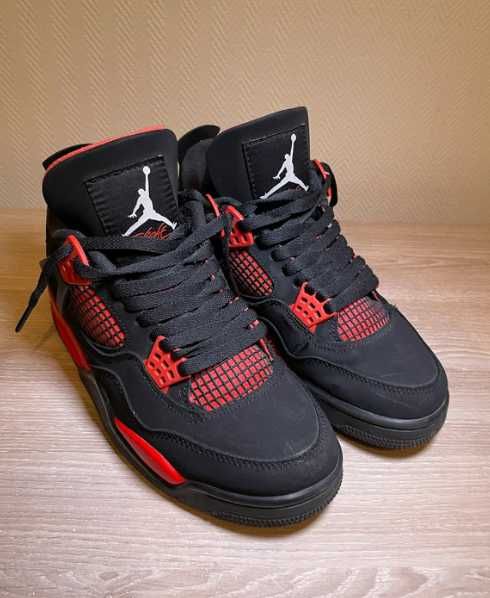 Jordan 4 retro thunder red R.41
