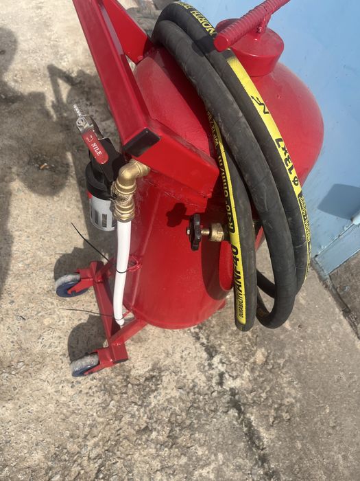 Піскоструй пескоструй піскострумен