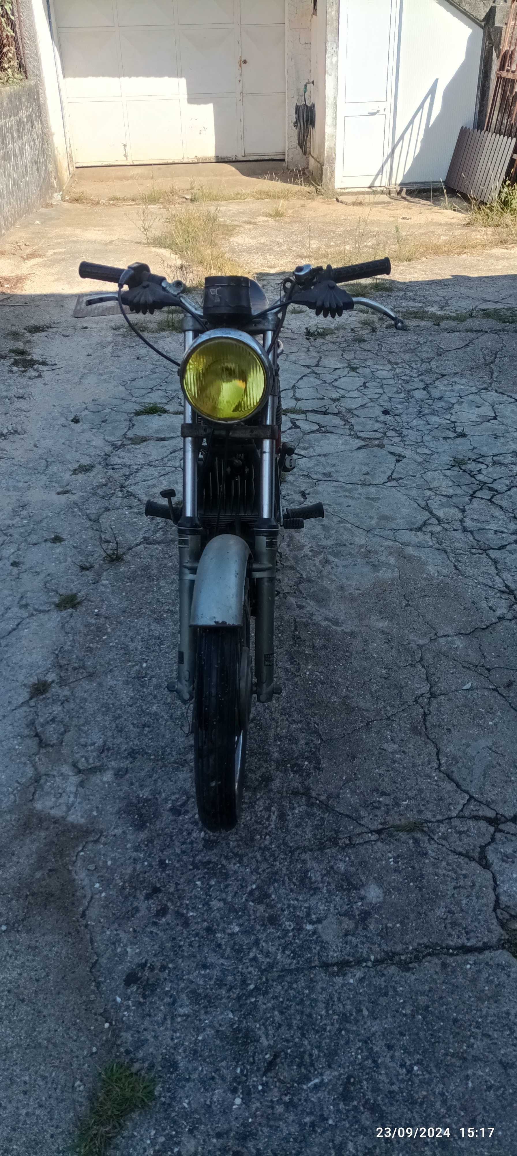 Zündapp XF 17 a andar de 1980