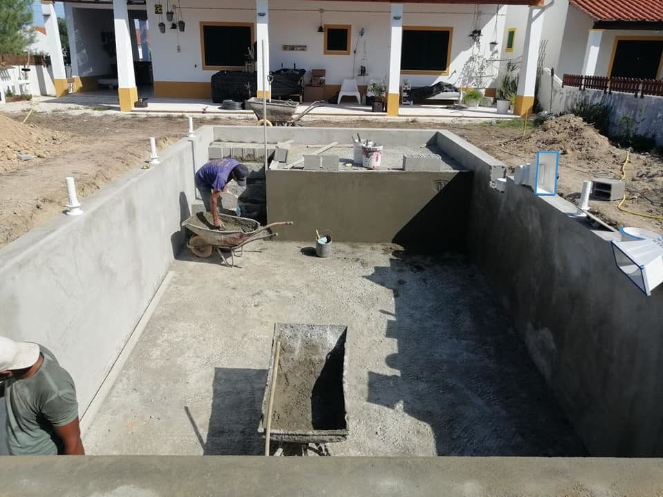 Se está a procura de pintar casa ou construção de piscina aqui estamos