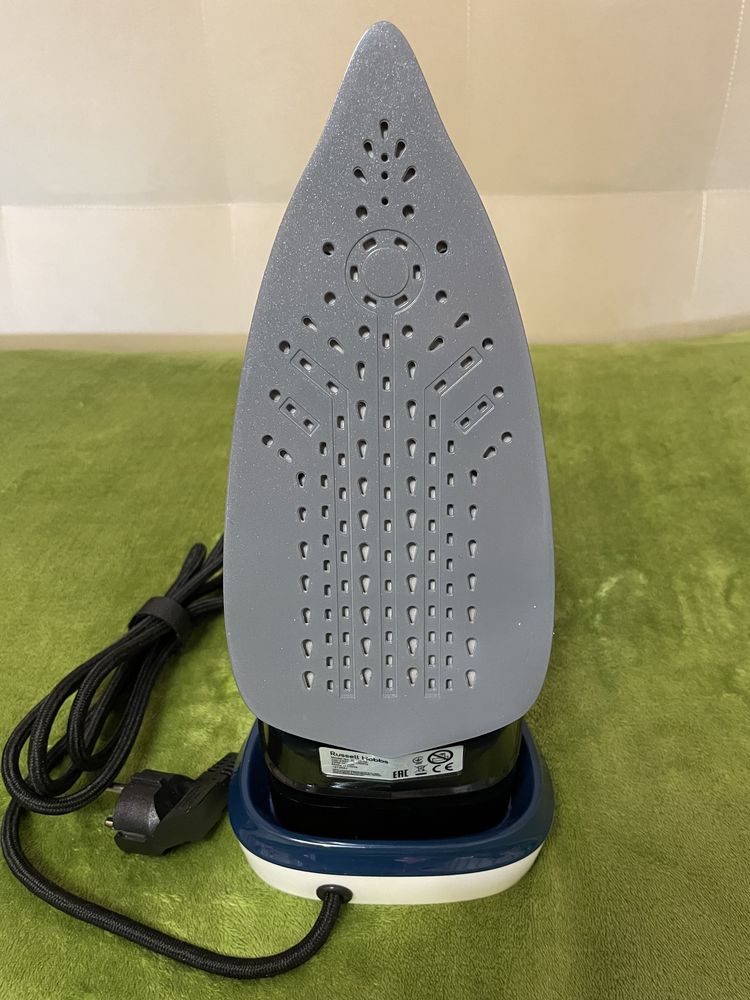 Праска бездротова Russell Hobbs 26020