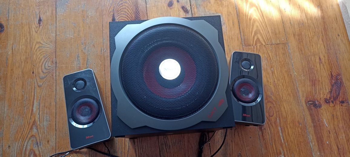 Głosniki TRUST GXT 38 2.1 Subwoofer Speaker Set (jak nowe)