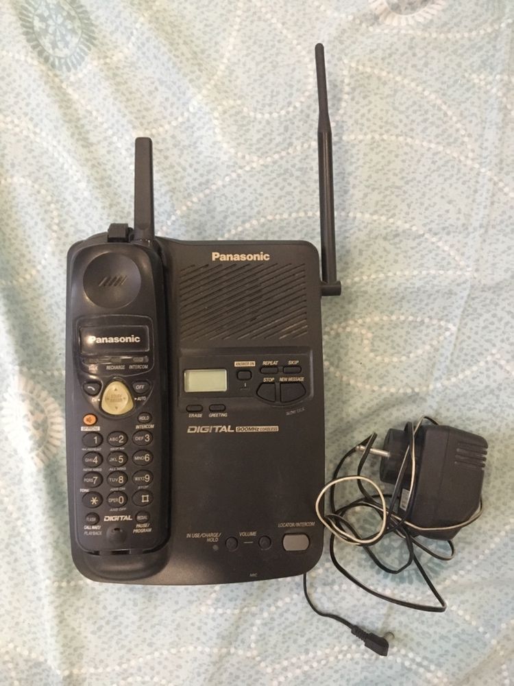 Продам стационарный беспроводной телефон Panasonic KX-TC1503LA