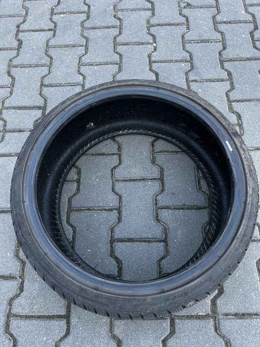 Opony GoodRide ZuperSnow Z-507 225/35 r19