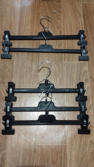 Вішаки тремпель для одягу