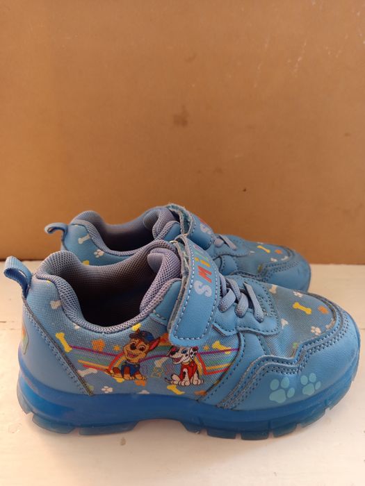 Кросівки кросовки