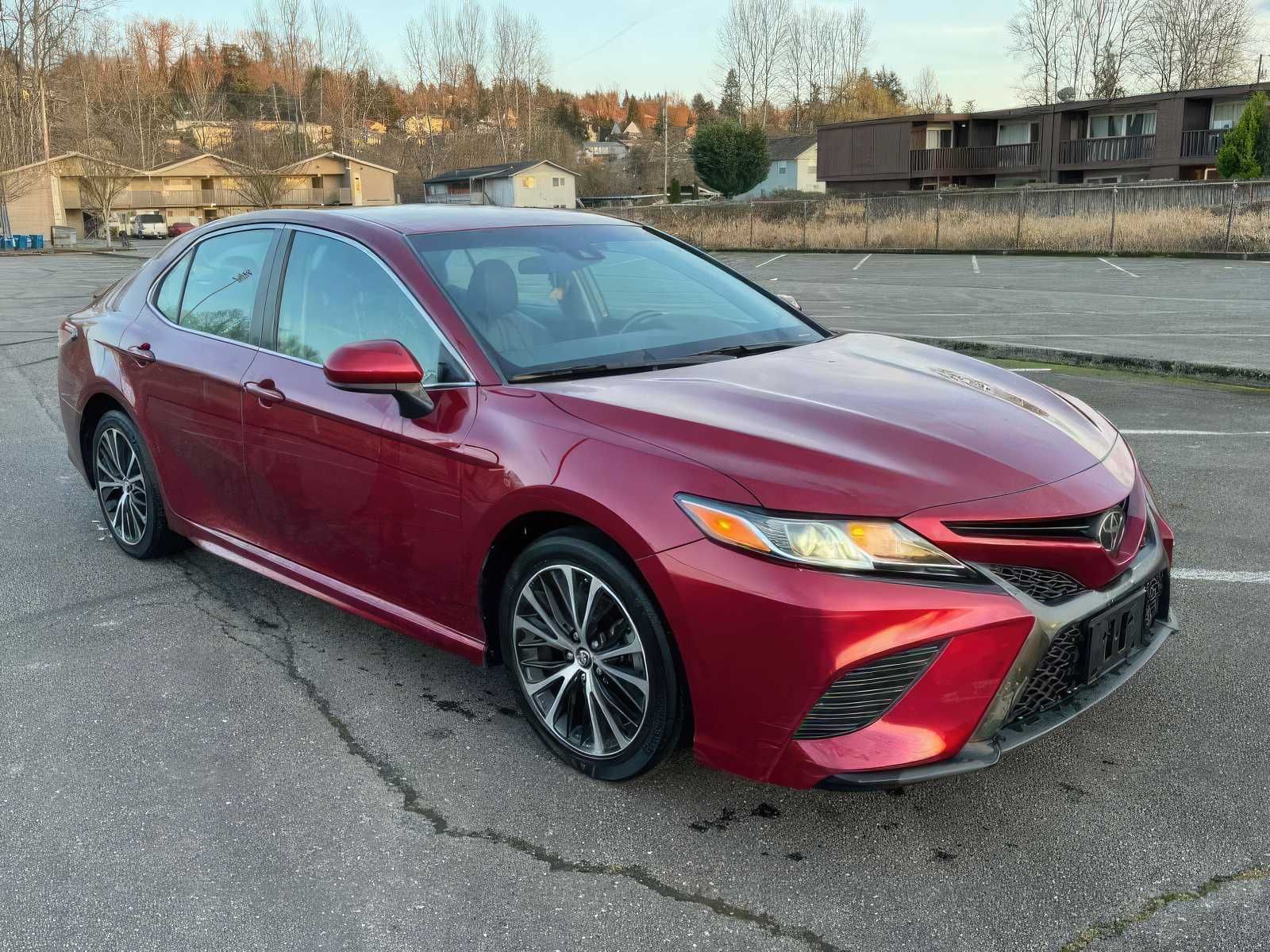 2018 Toyota Camry SE