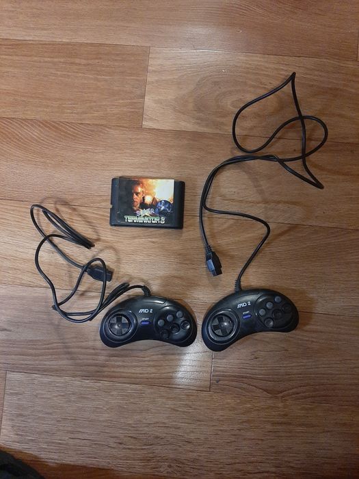 Картридж и два джостика