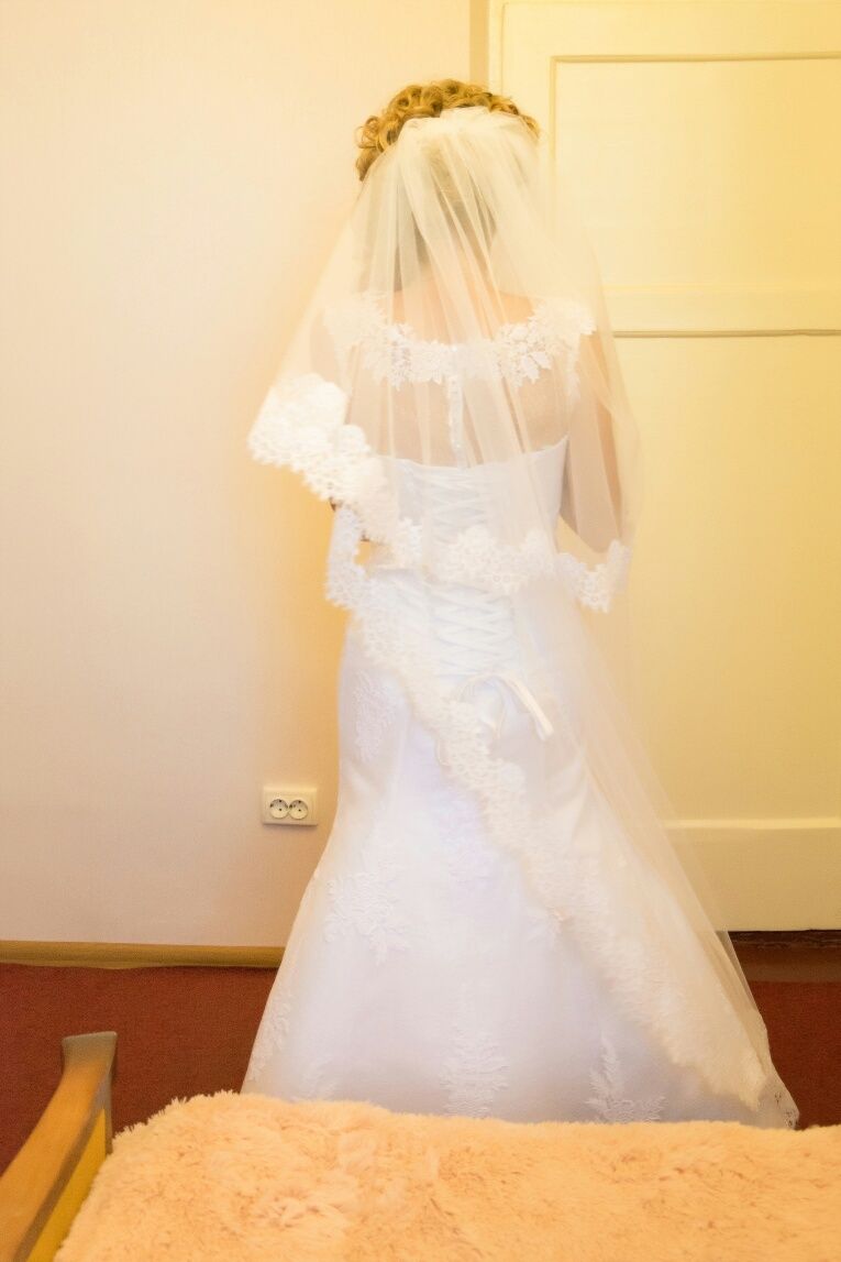 Весільна сукня кружевна платья рибка кружево