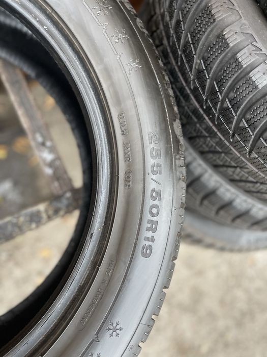 Шини 255/50 r19 Dunlop 23 рік стан нових