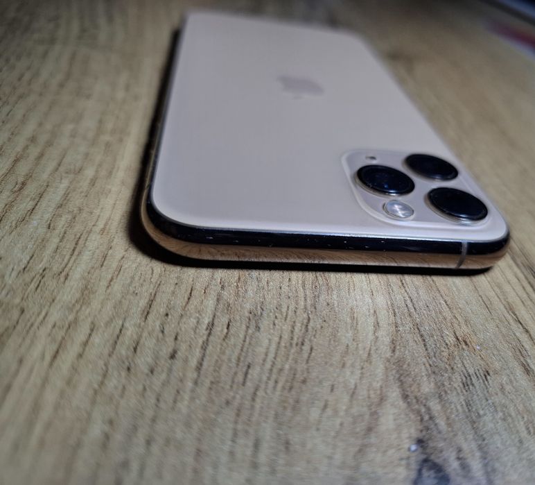 Iphone 11 pro 84%baterii okazja