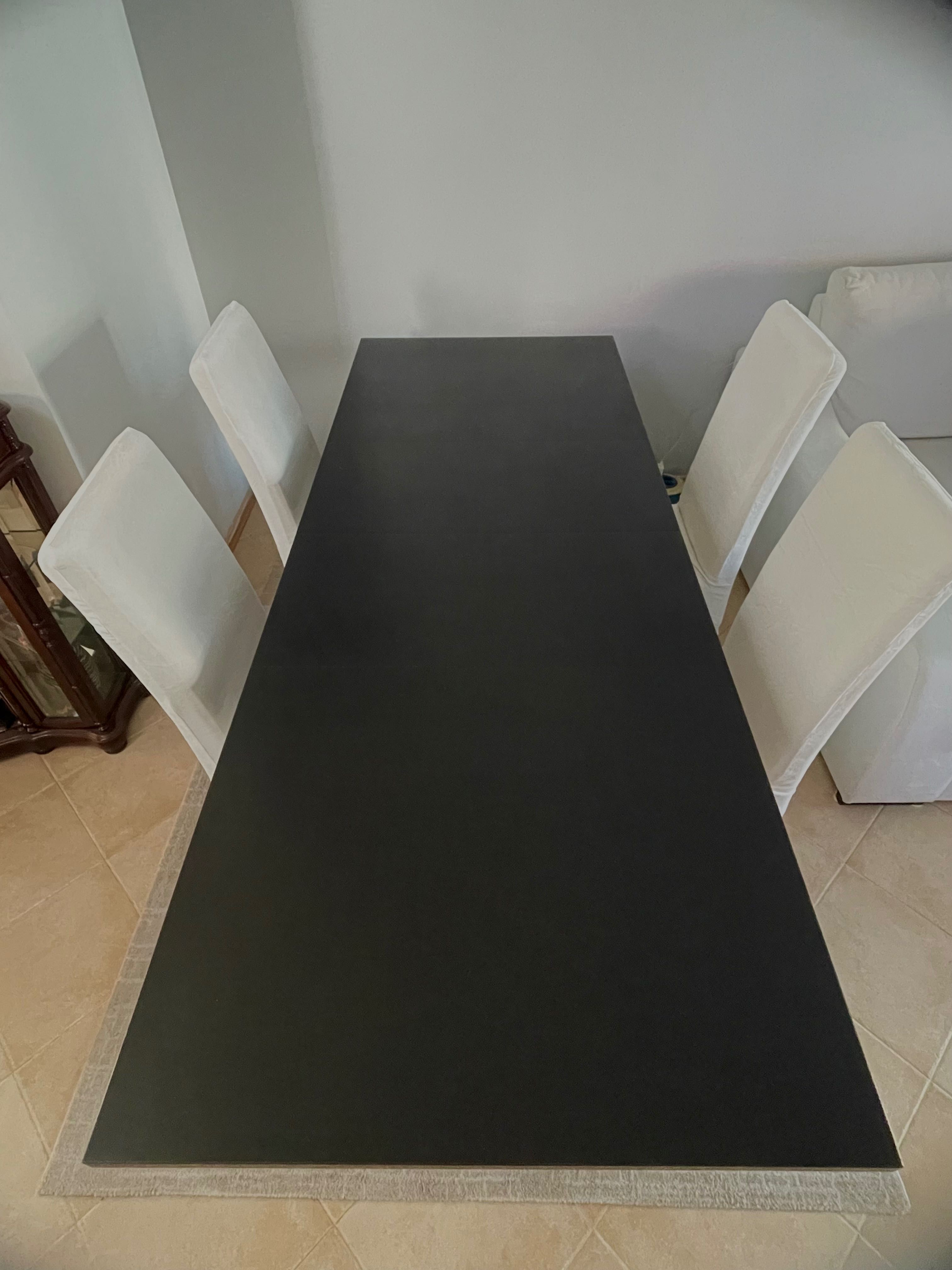 Mesa + 4 Cadeiras