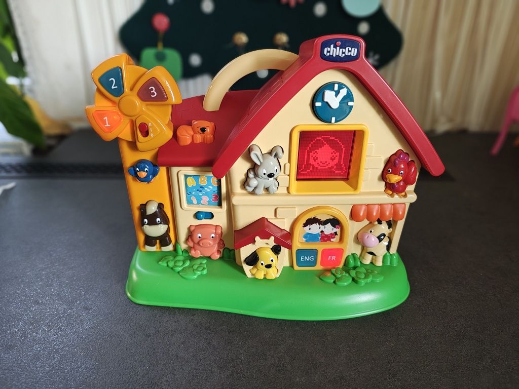 Ферма интерактивная Chicco, музыкальная развивающая игрушка
