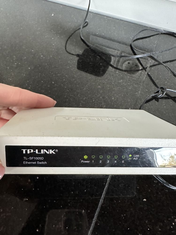 TP-LINK TL-SF1005D 5 portowy switch 10/100 Mbps
