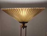 lampa podłogowa, stojąca torch, żółty metal, ciężka, styl lata 50te
