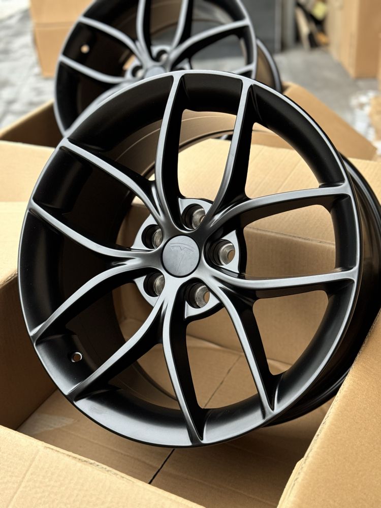 Диски Нові Тесла R19/5/114,3 TESLA Model 3 Model Y . В Наявності .