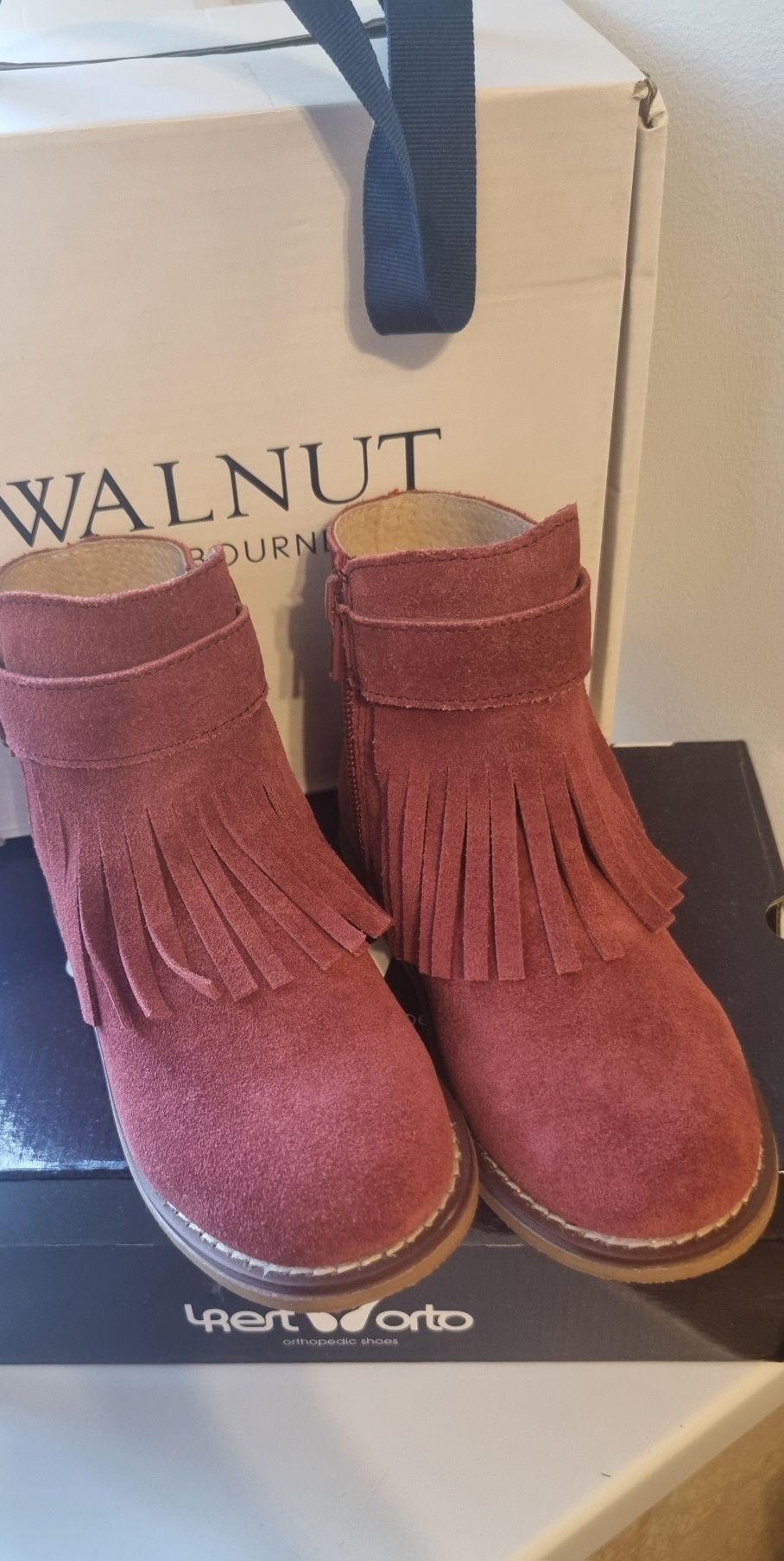 Детские замшевые демисезонные ботинки Walnut 28 р