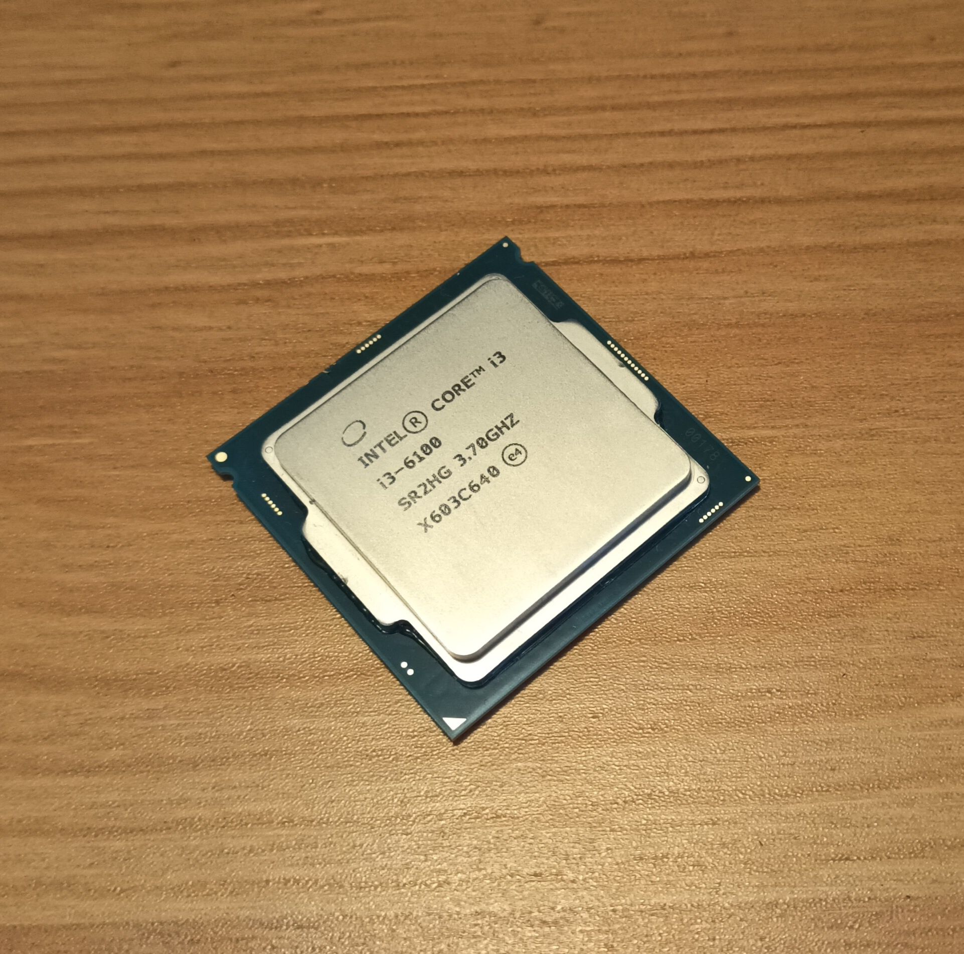 Cpu/processador intel core i3 6100 a 3.70 Ghz para socket 1151