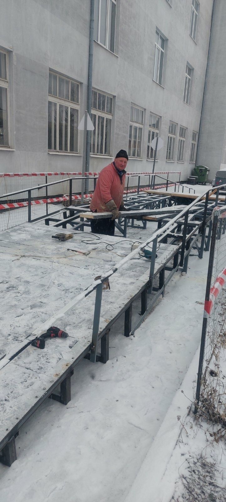 Сварочные рaботы,сварщик электрик8!