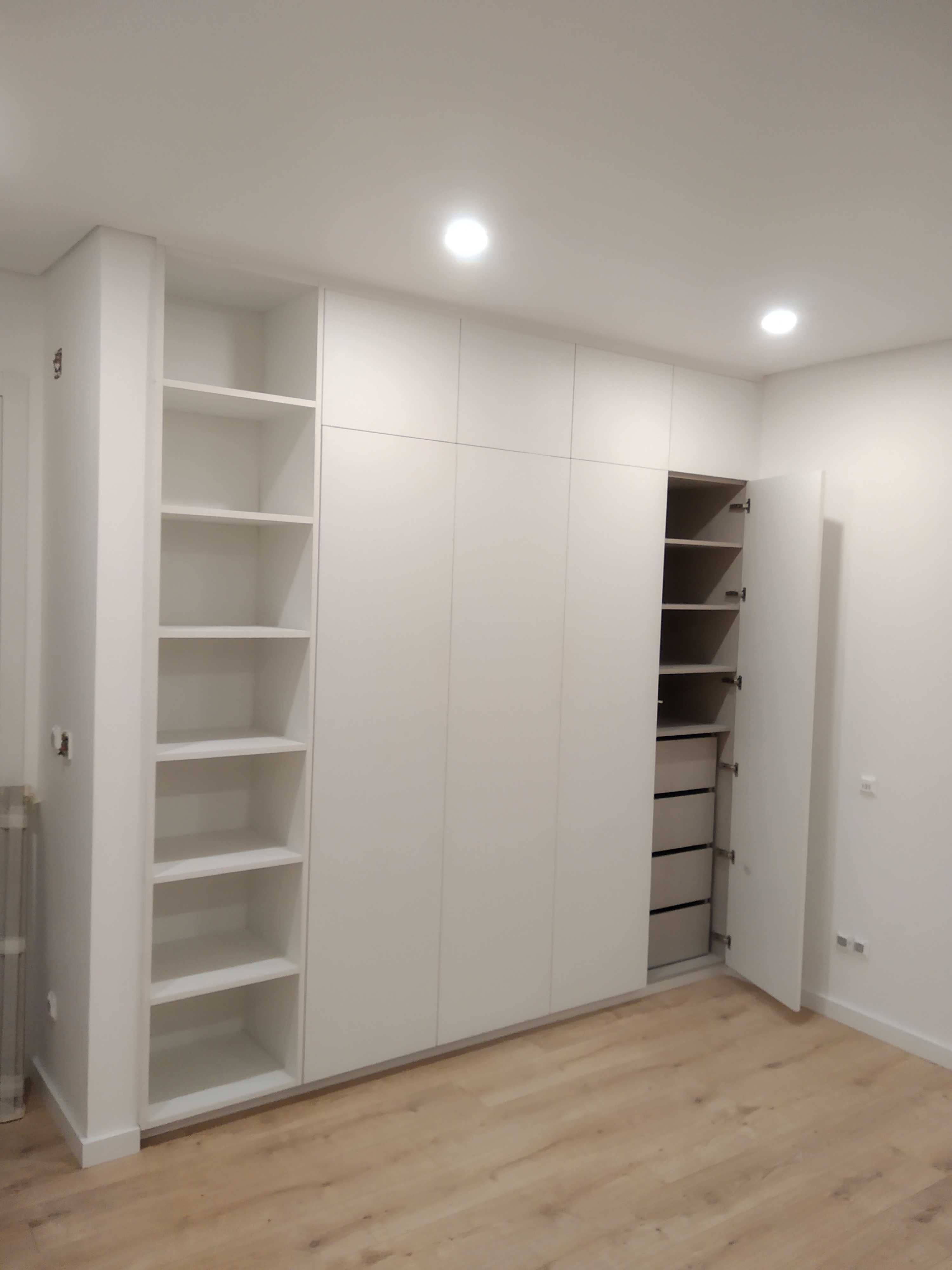 Roupeiros por medida a partir de 300€/M2