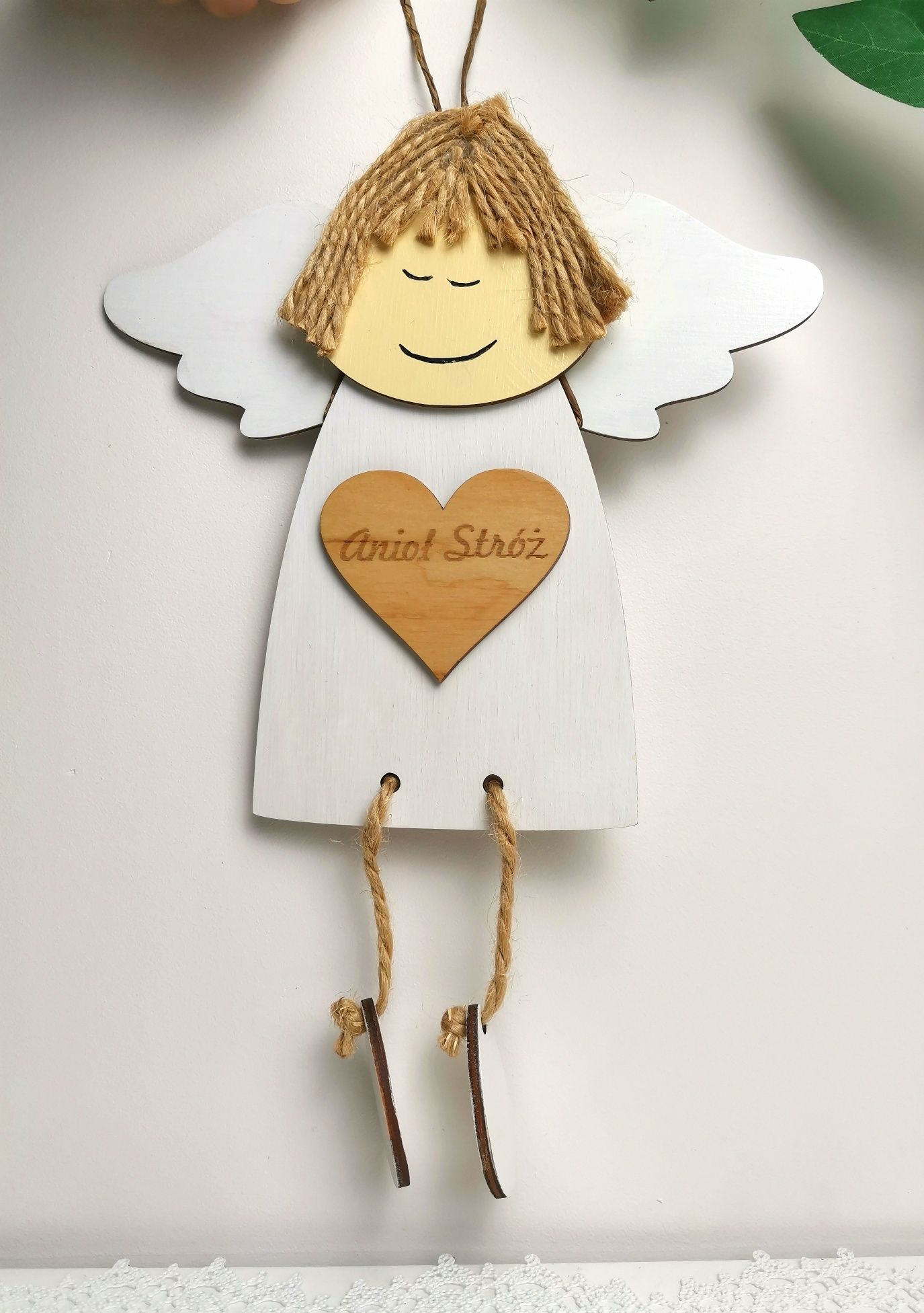 Niepowtarzalny Aniołek z drewna handmade Anioł Stróż dla dziecka