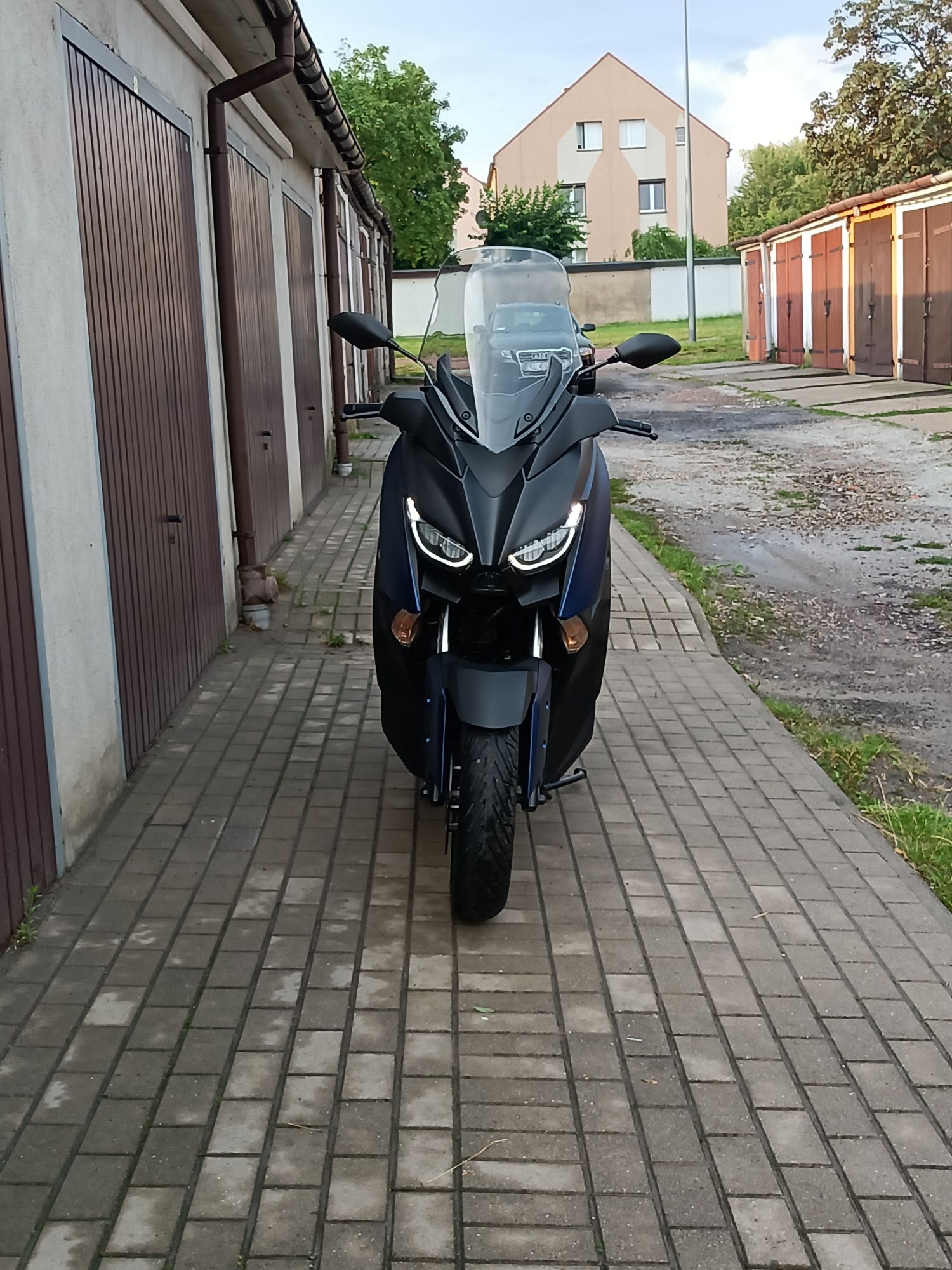 Yamaha X max 125  15KM