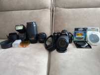 Zestaw fotograficzny Nikon D5000 z 3 obiektywami i akcesoriami