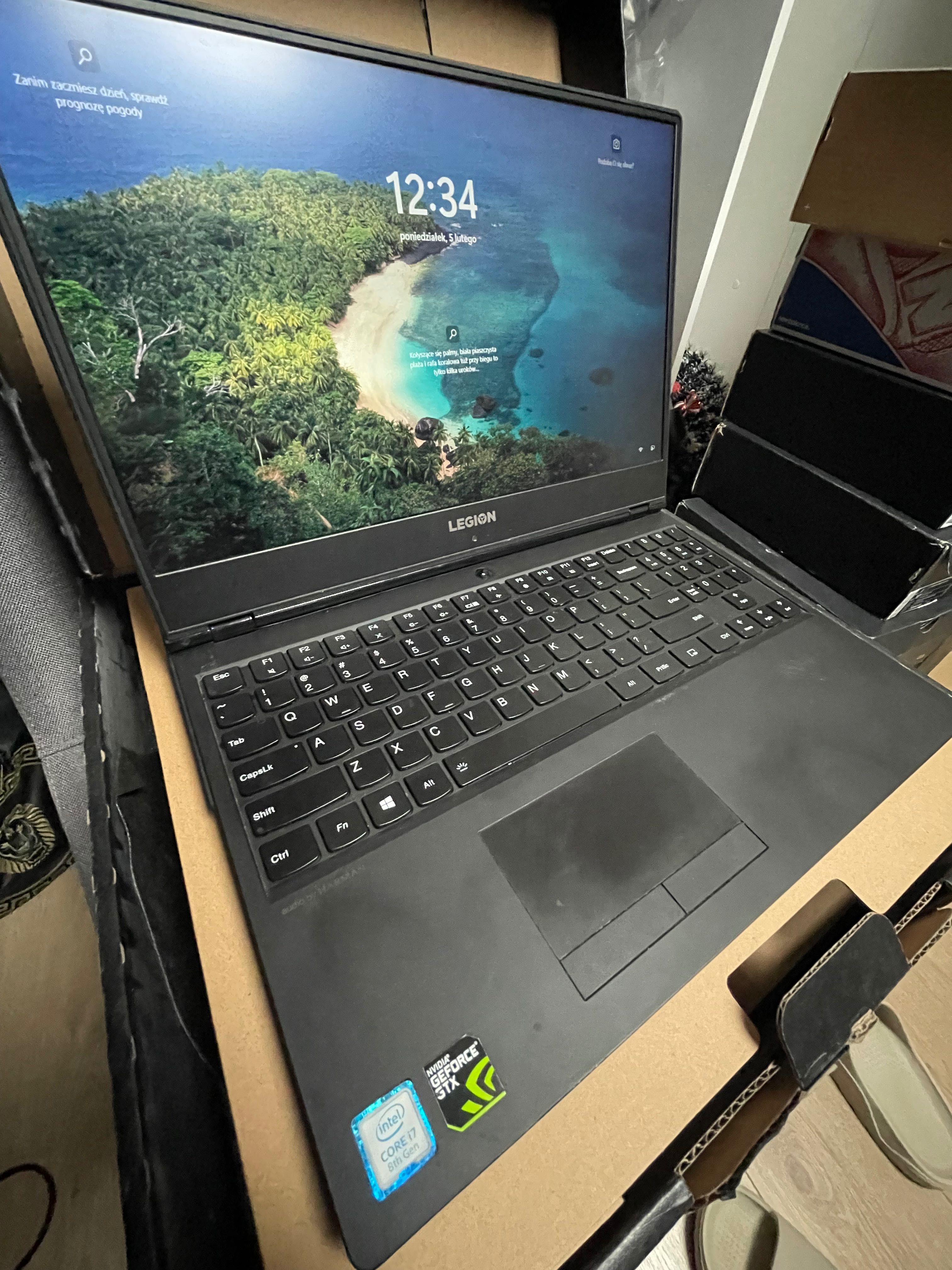 Lenovo Legion 15iCH Intel i7-8750H 1000 GB HDD 512 SSD