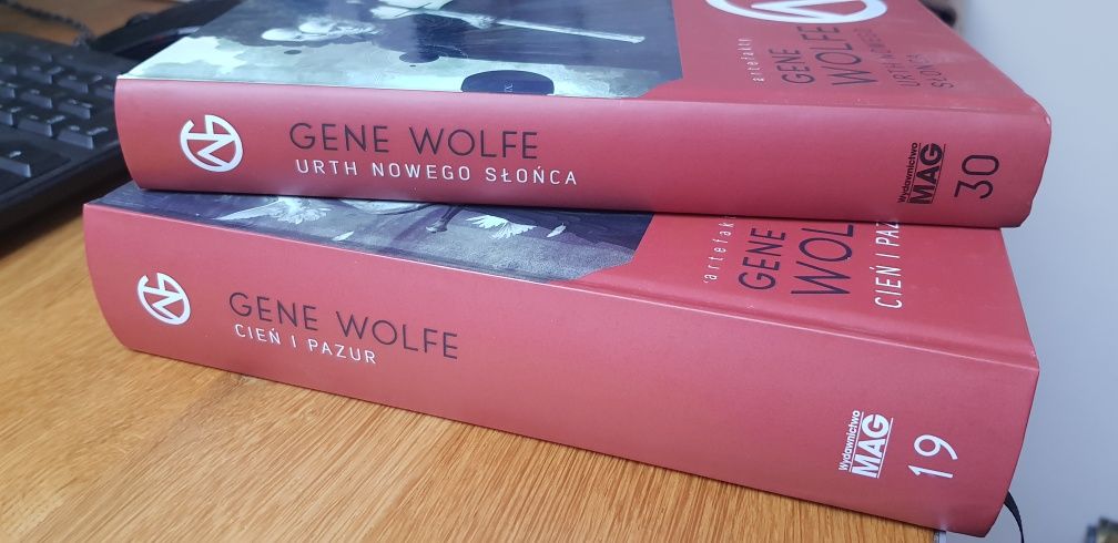 Gene Wolfe - Cień i pazur + Urth nowego słońca