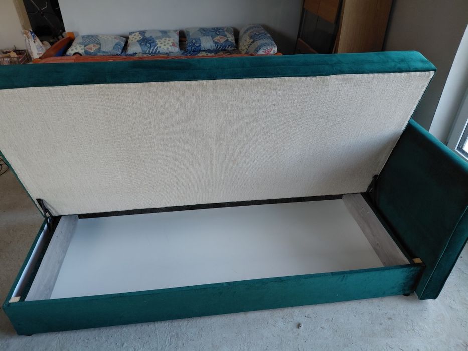 Tapczan, kanapa jednoosobowa, łóżko zielone, transport.