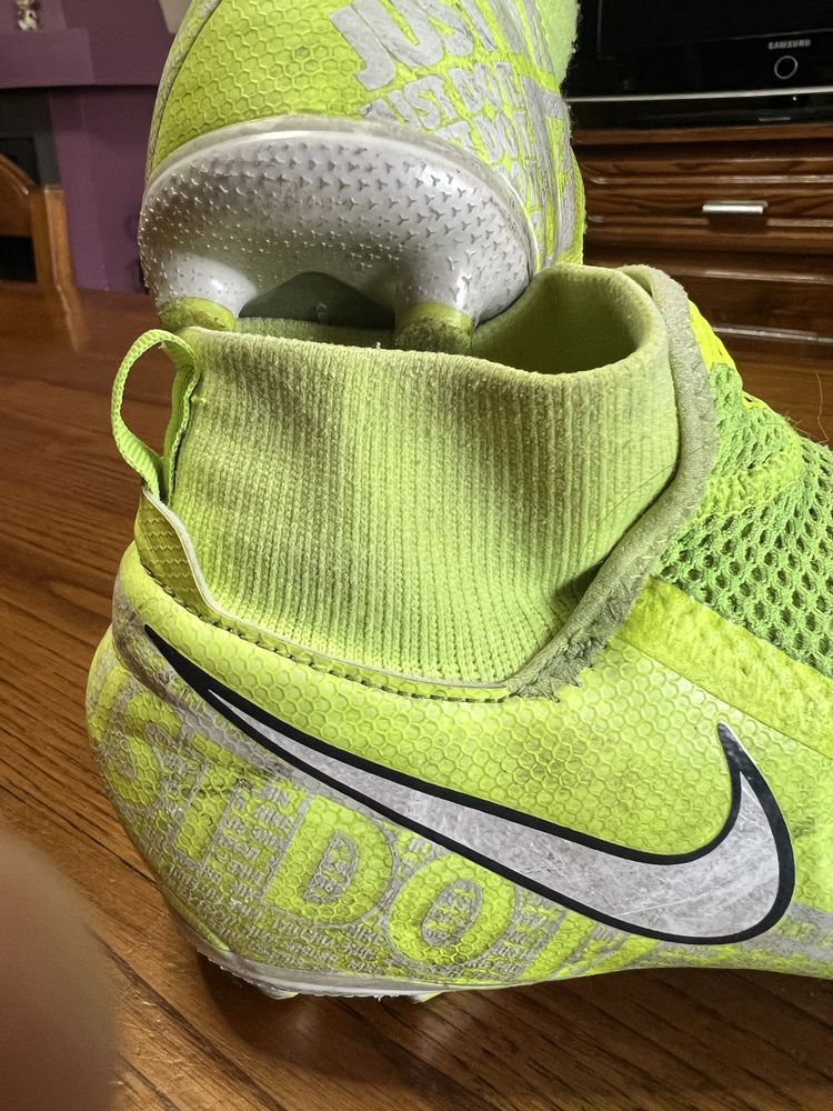 Vendo chuteiras Nike