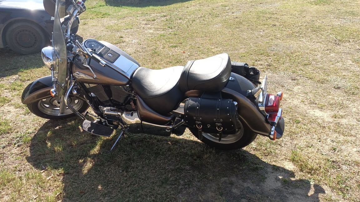 Suzuki Intruder 1500 !!
