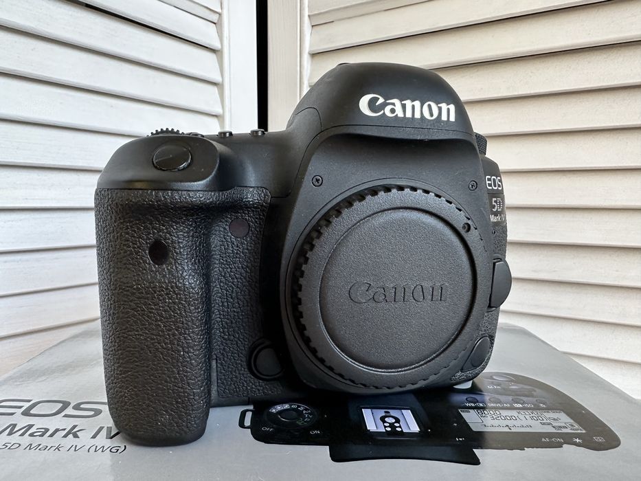 Aparat Canon 5D mark IV