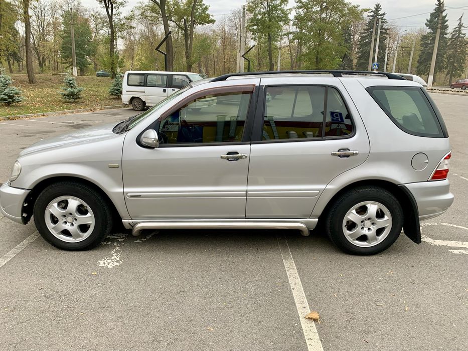 Mercedes Benz W163 ML 350